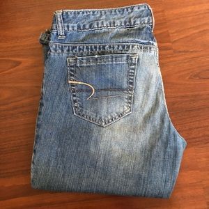 American Eagle capris